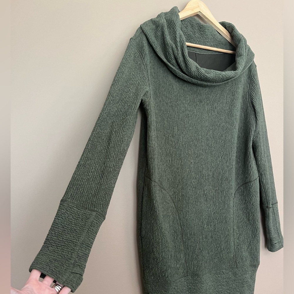 {Lululemon} Along the Way Dress in Heathered Dark Olive - Womens Small - Picture 4 of 11